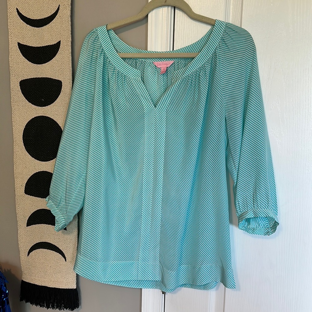 lilly pulitzer blue and white stripped blouse